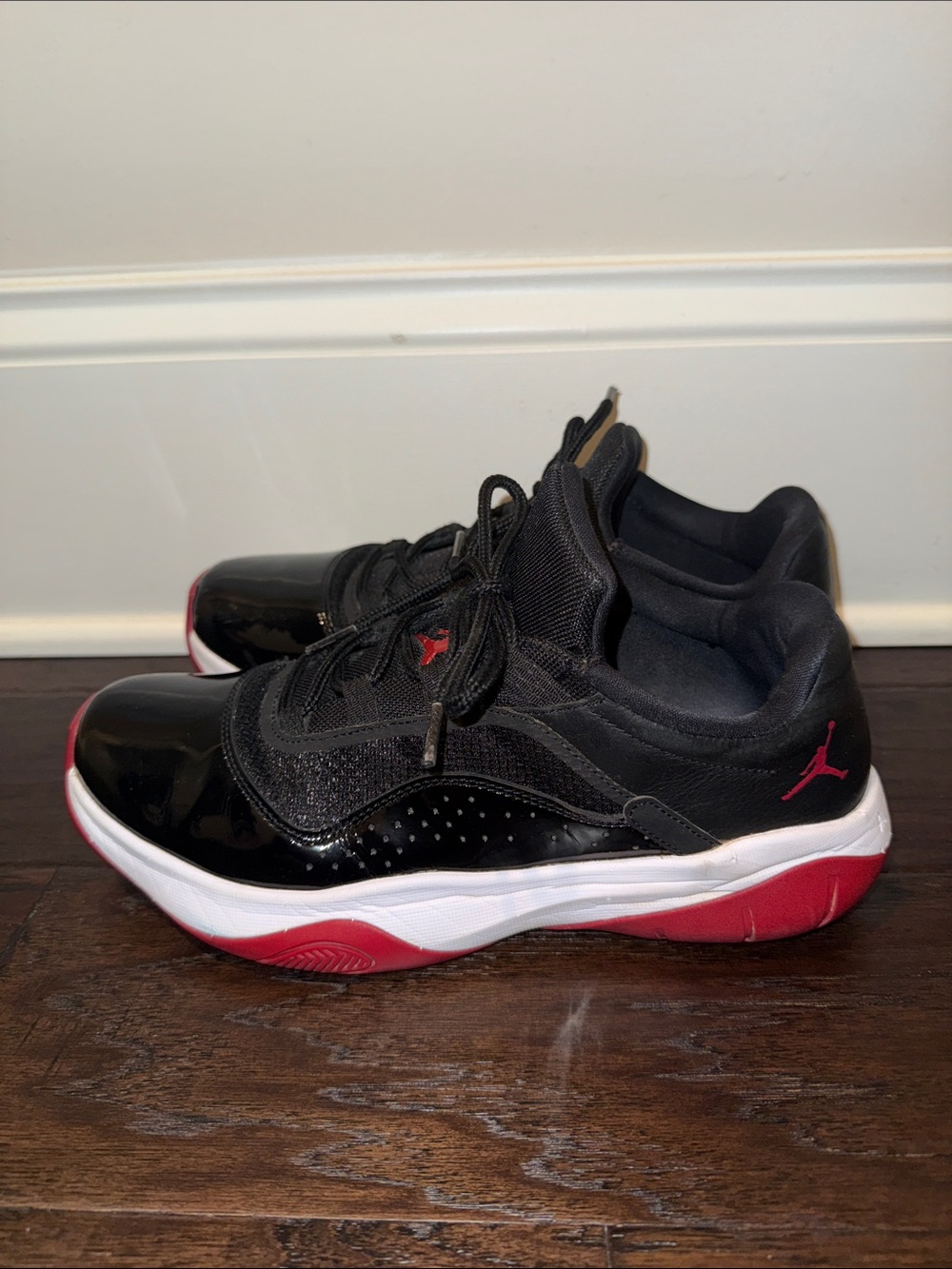 Air Jordan 11 CMFT Low 'Bred Size 8.5